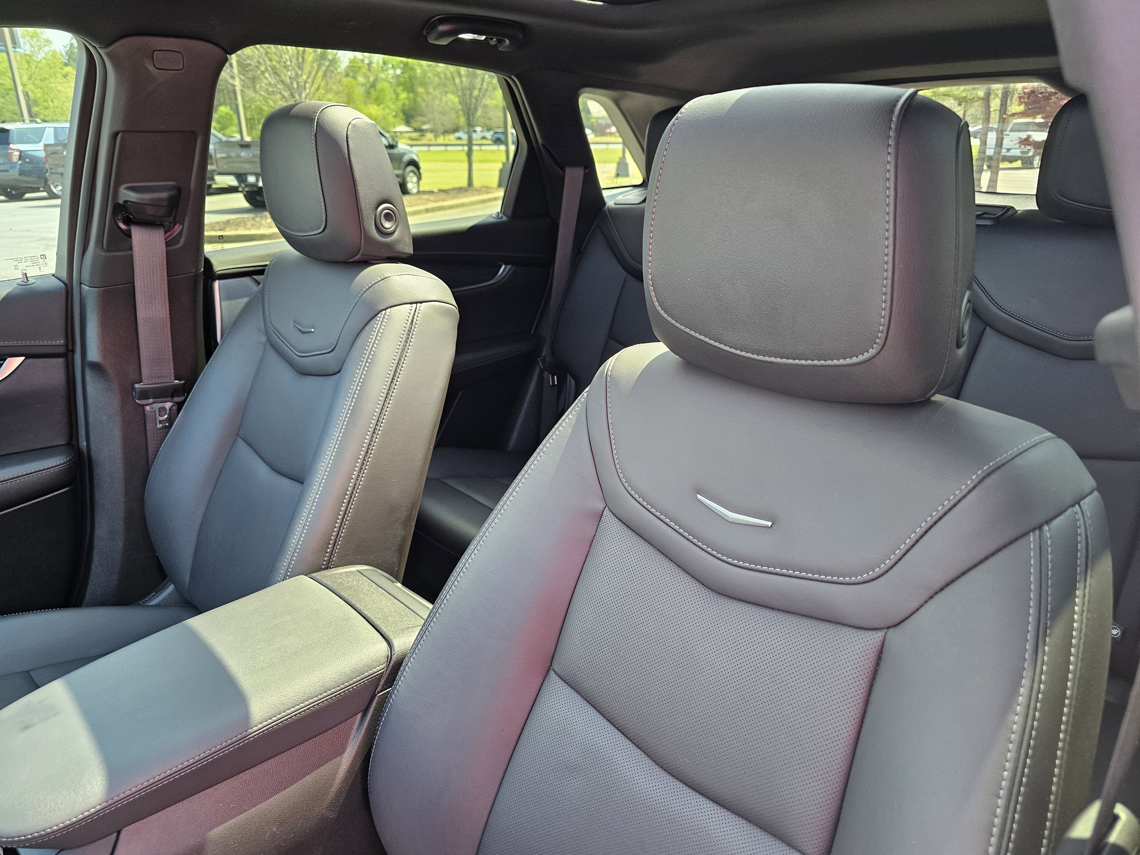 Used 2024 Cadillac XT5 Premium Luxury image 18