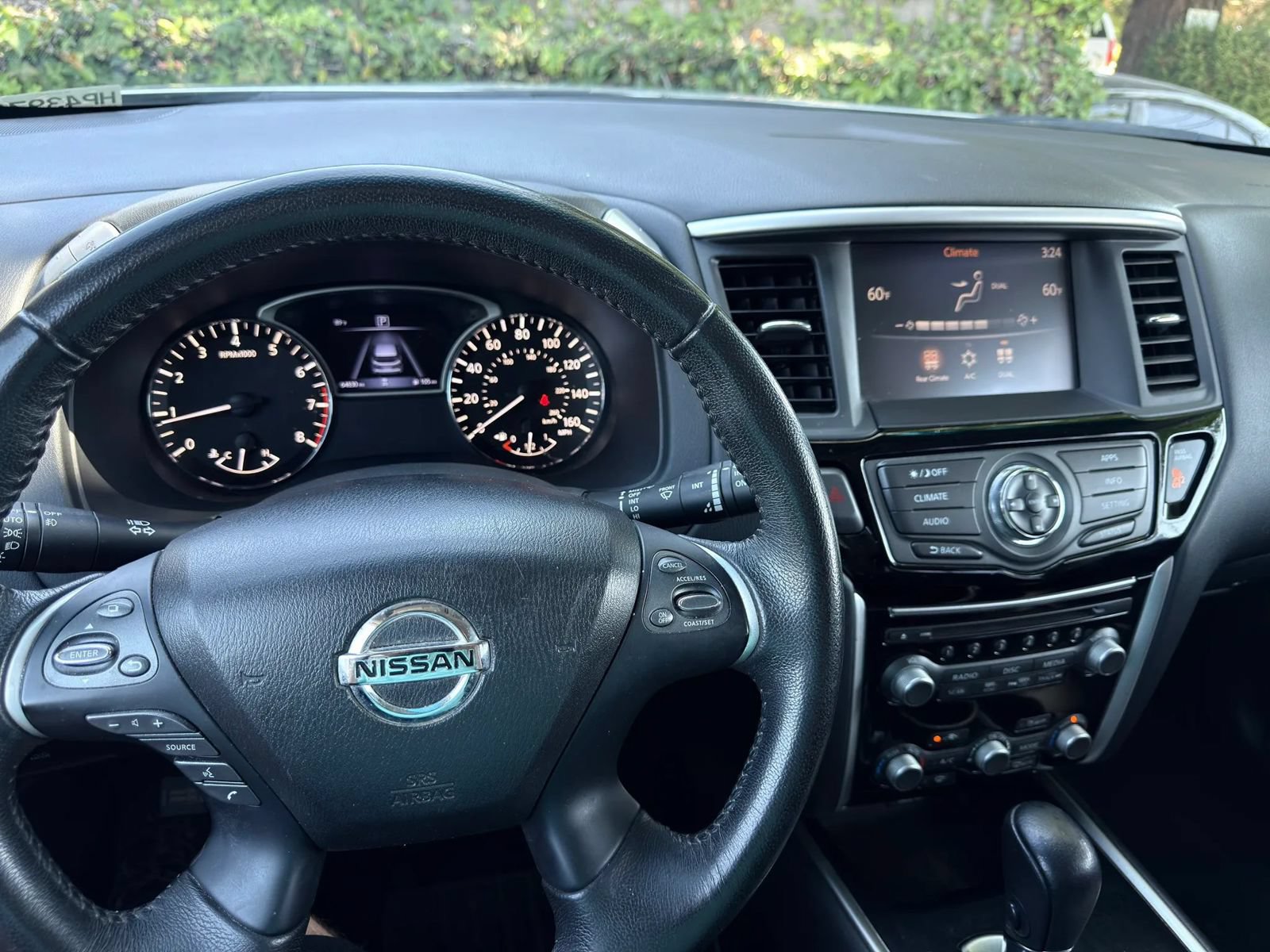 Used 2018 Nissan Pathfinder SV FWD image 12