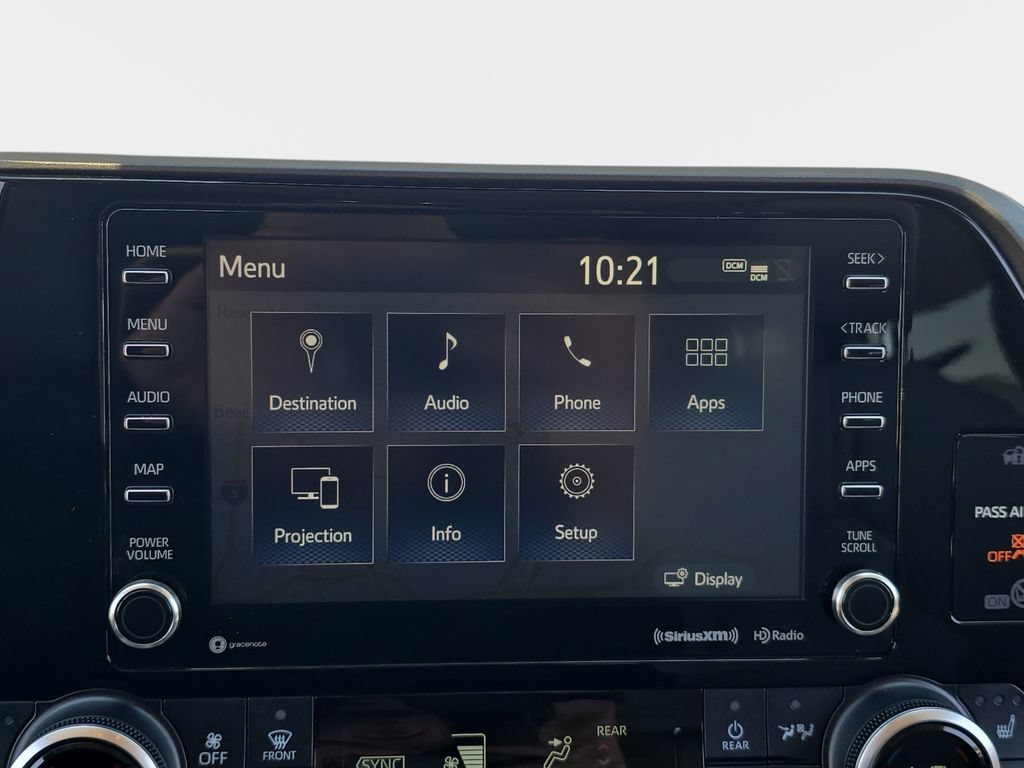 Used 2021 Toyota Highlander XLE FWD image 26