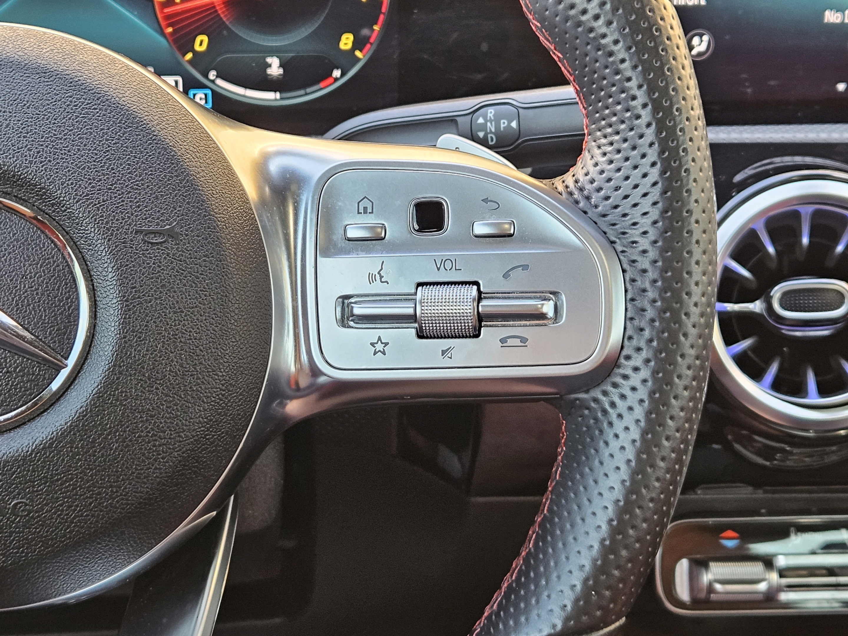 Certified 2023 Mercedes-Benz CLA 250 4MATIC image 25