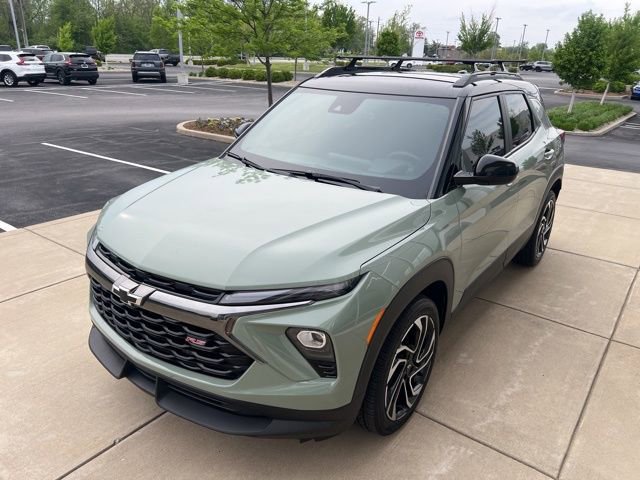 Used 2024 Chevrolet TrailBlazer RS image 3