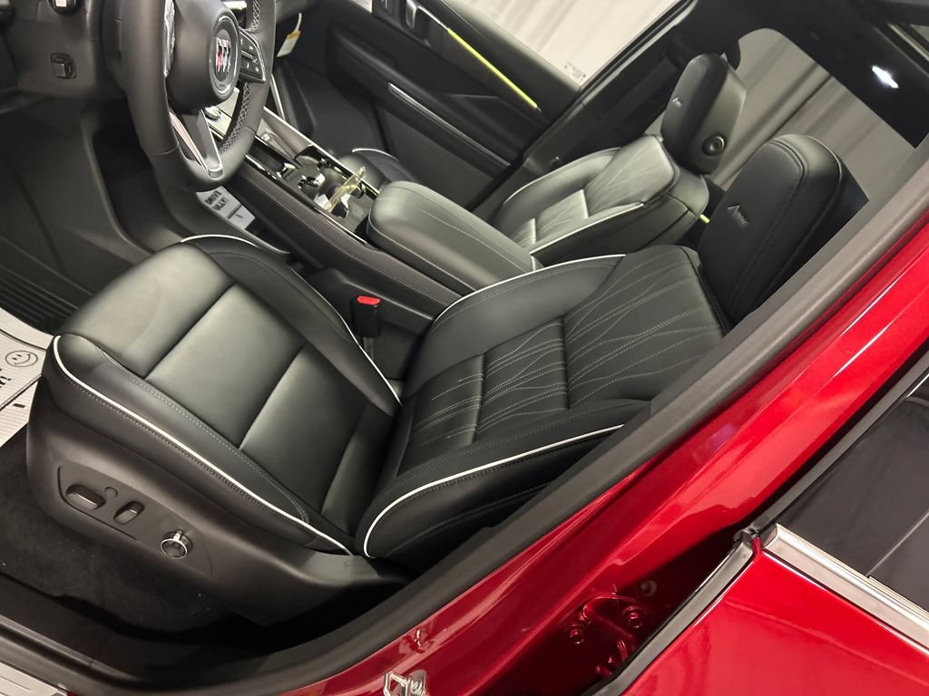 New 2027 Buick Enclave Avenir w/ LPO, Floor Liner Package AWD/4WD image 10
