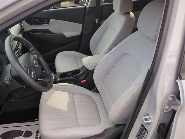 Used 2023 Hyundai Kona SEL w/ Cargo Package image 19