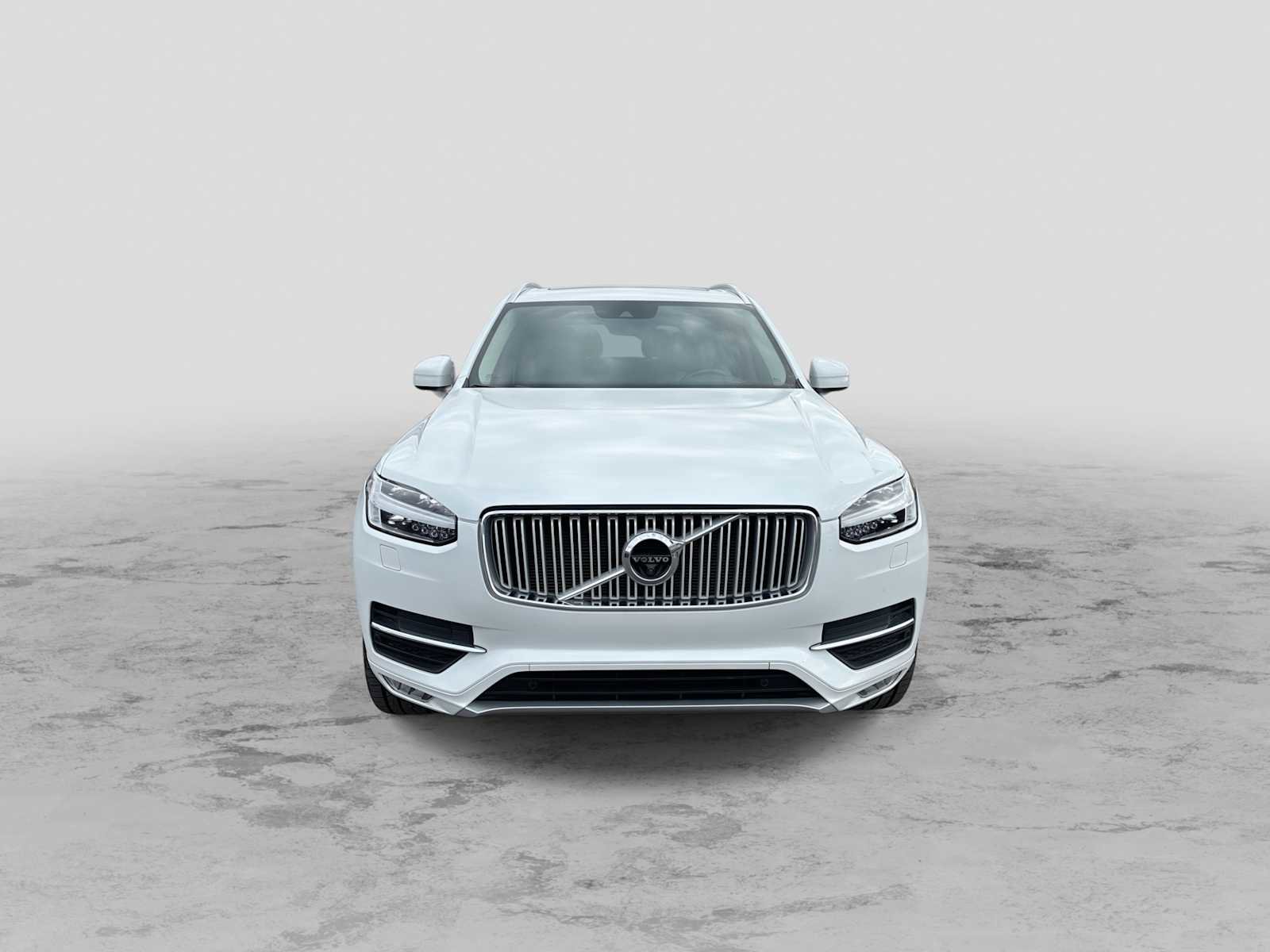 Used 2017 Volvo XC90 T6 Inscription w/ Vision Package image 5