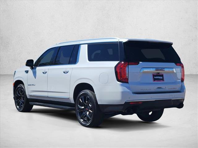 Used 2023 GMC Yukon XL Denali AWD/4WD image 8