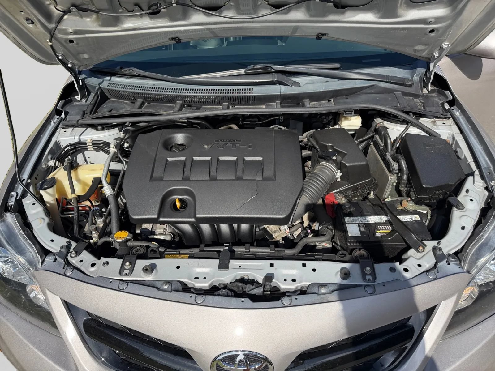 Used 2012 Toyota Corolla LE FWD image 20
