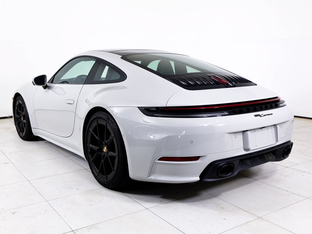 Certified 2026 Porsche 911 Carrera RWD image 3