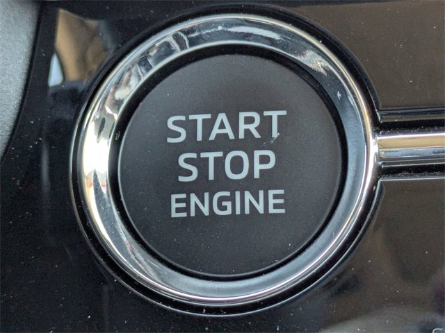 New 2025 Mitsubishi Outlander SE image 35