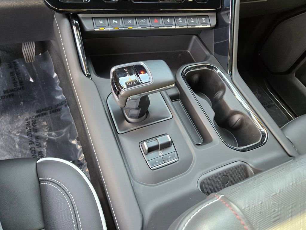 Used 2025 GMC Sierra 1500 AT4X AWD/4WD image 22
