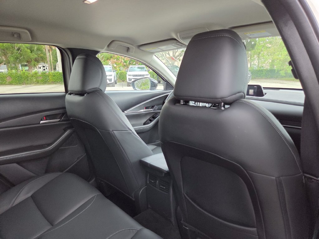 Used 2024 MAZDA CX-30 AWD 2.5 S w/ Select Sport Pkg image 17