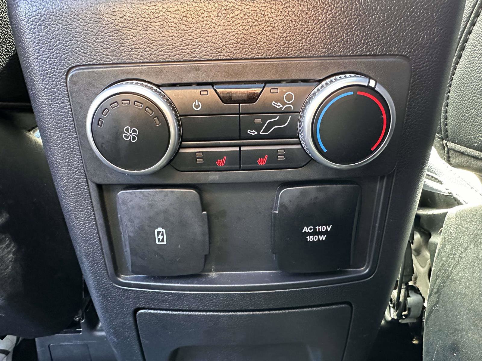 Used 2022 Ford Explorer Limited w/ Equipment Group 301A image 17