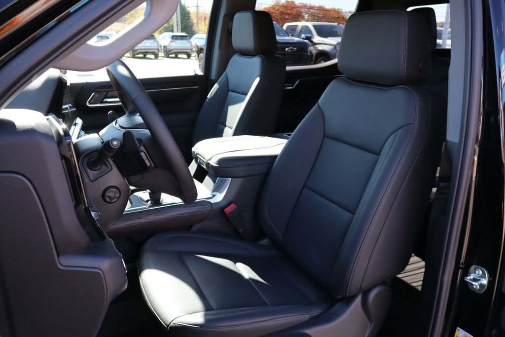 Used 2025 GMC Sierra 1500 SLT w/ SLT Premium Plus Package image 16