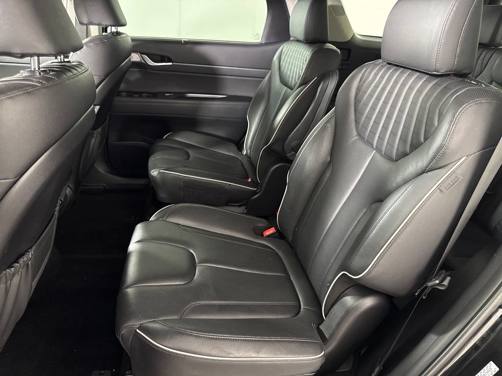 Used 2024 Hyundai Palisade Limited FWD image 15