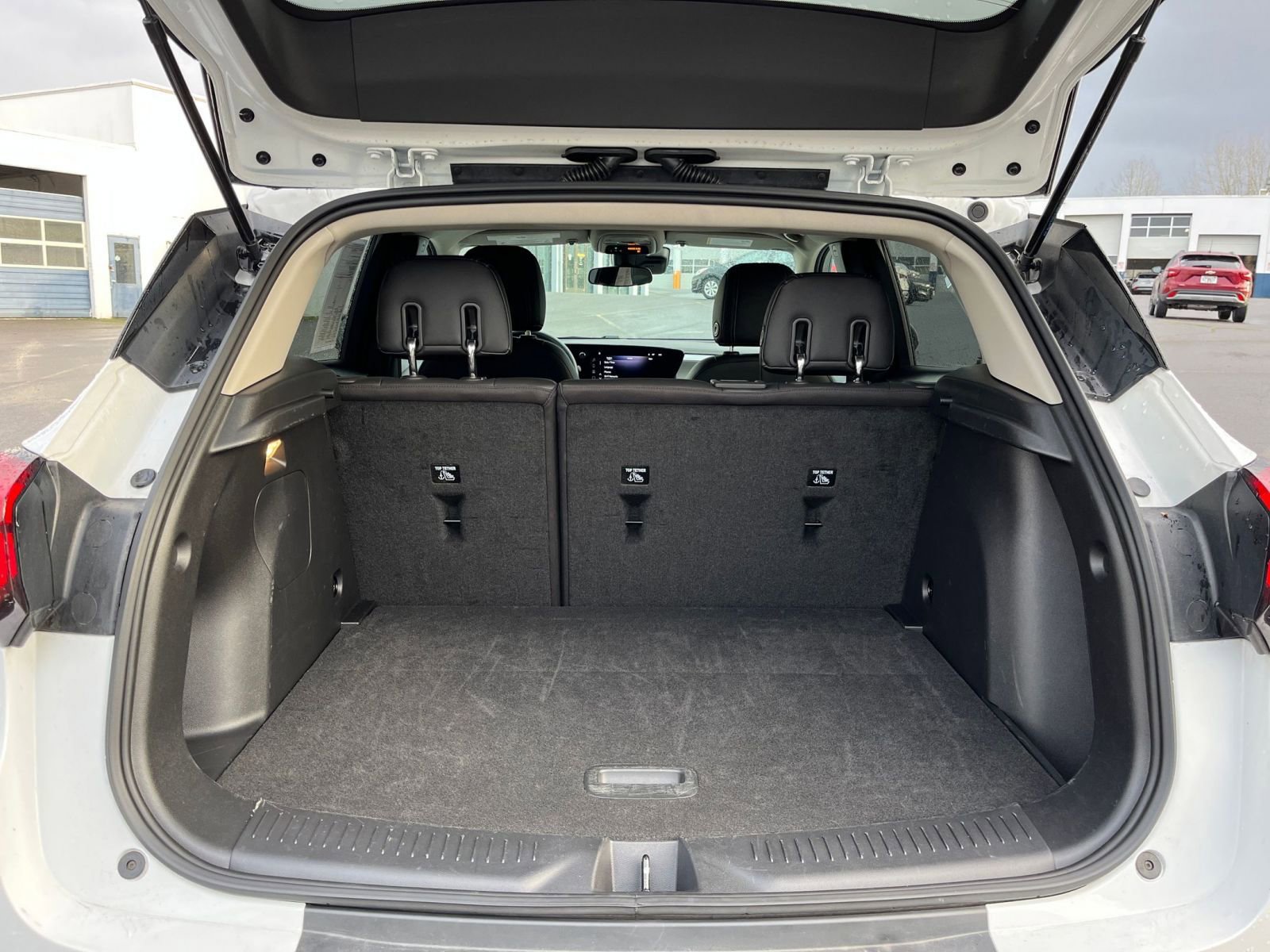 Used 2025 Buick Encore GX Preferred image 29