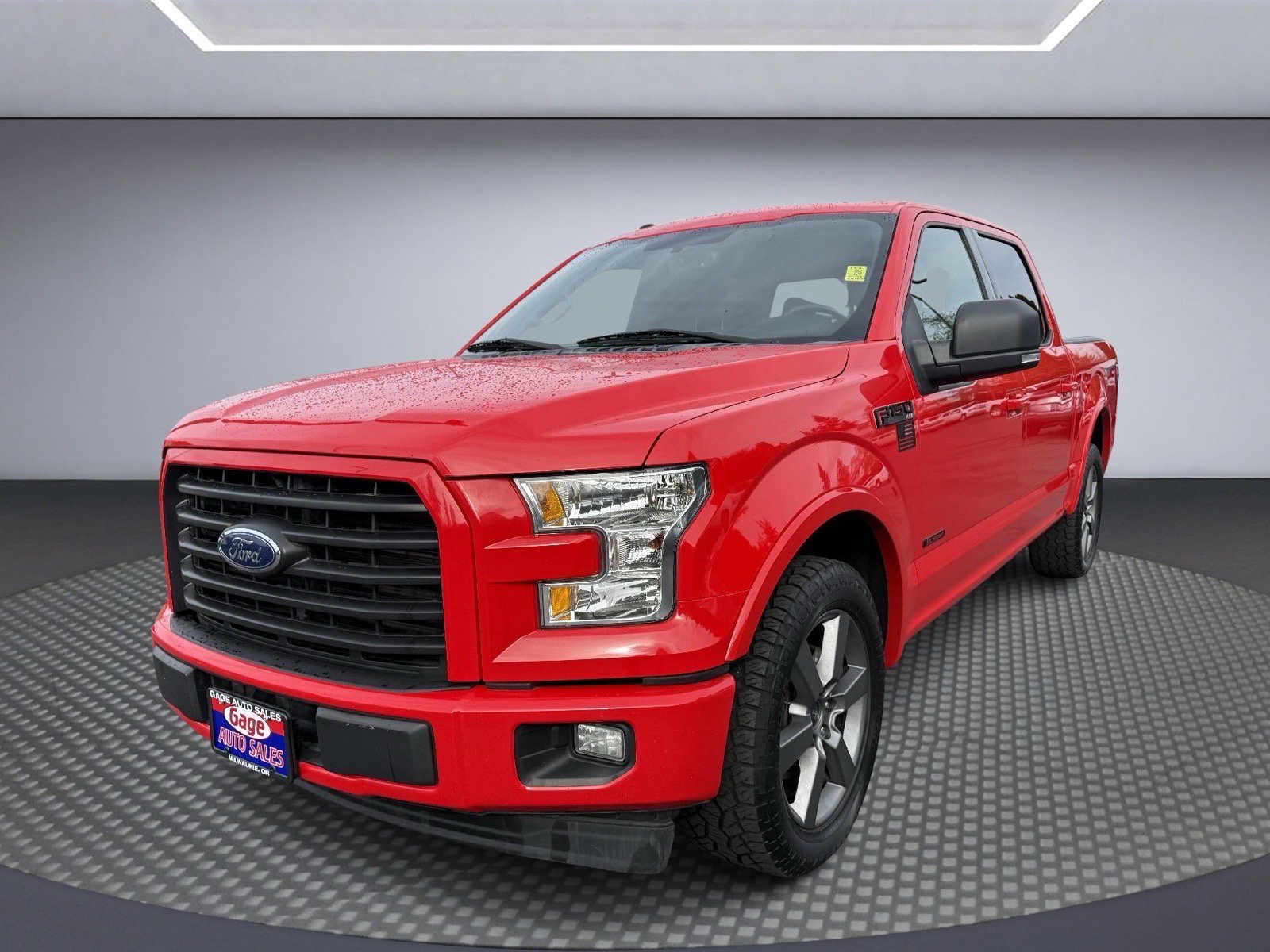 Used 2017 Ford F150 XLT w/ Equipment Group 302A Luxury RWD image 1