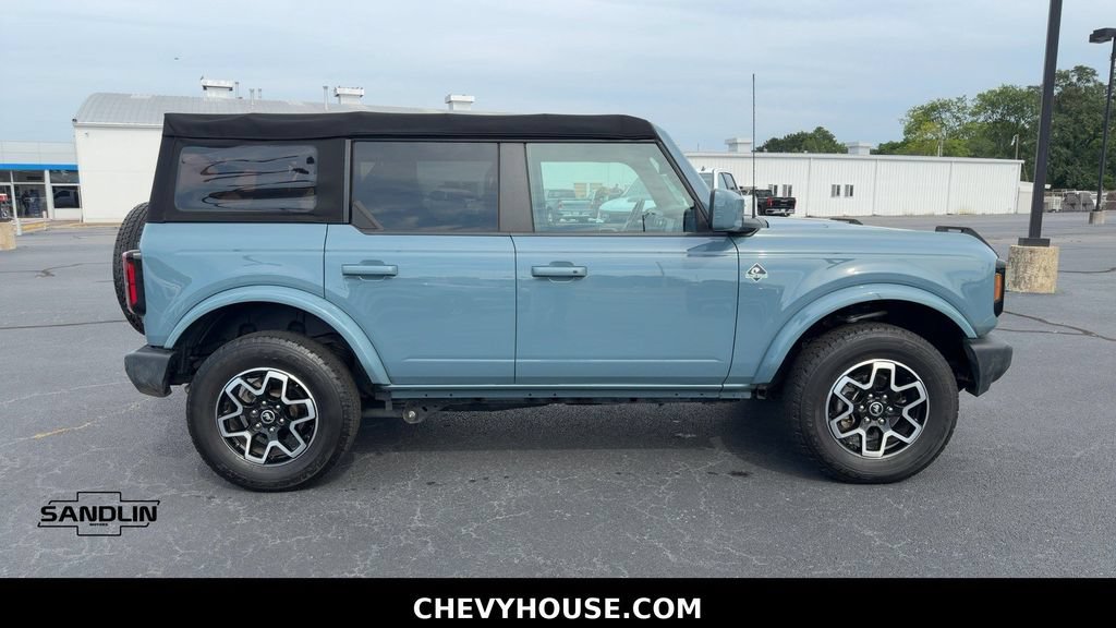 Used 2022 Ford Bronco Outer Banks AWD/4WD image 2