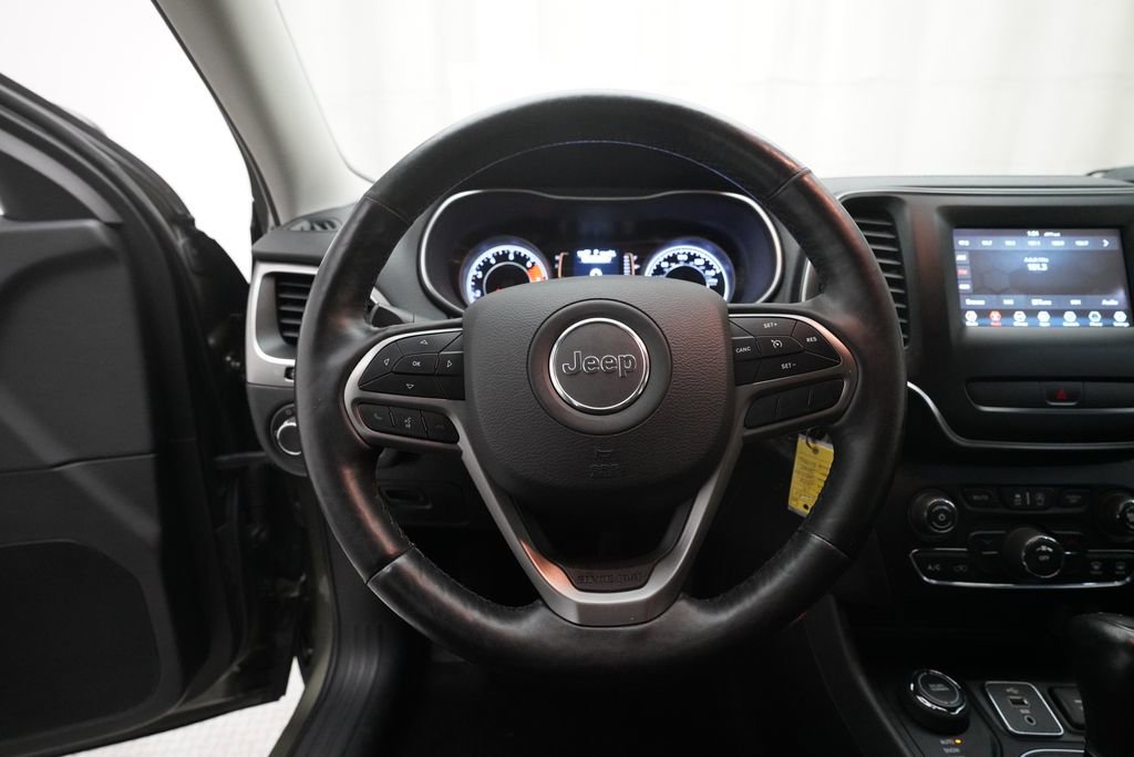 Used 2019 Jeep Cherokee Sport w/ Cold Weather Group image 4