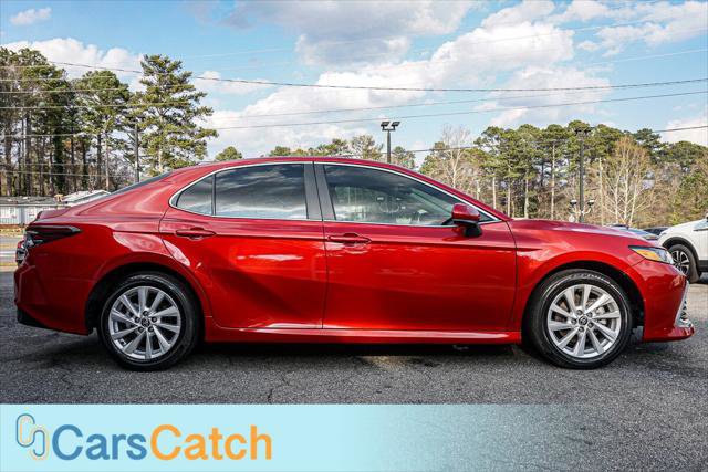Used 2024 Toyota Camry LE image 9