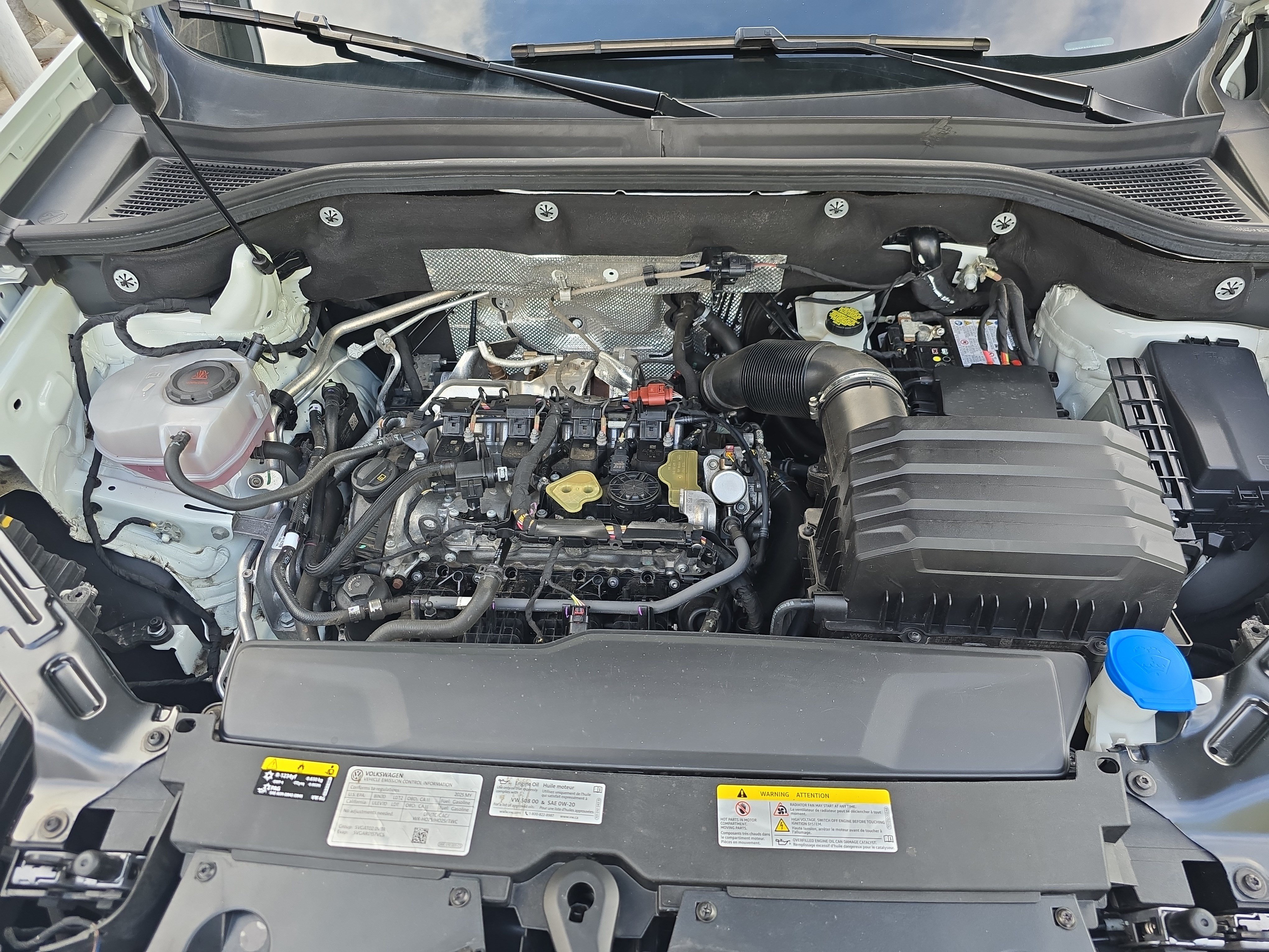 Used 2025 Volkswagen Atlas SE FWD image 27