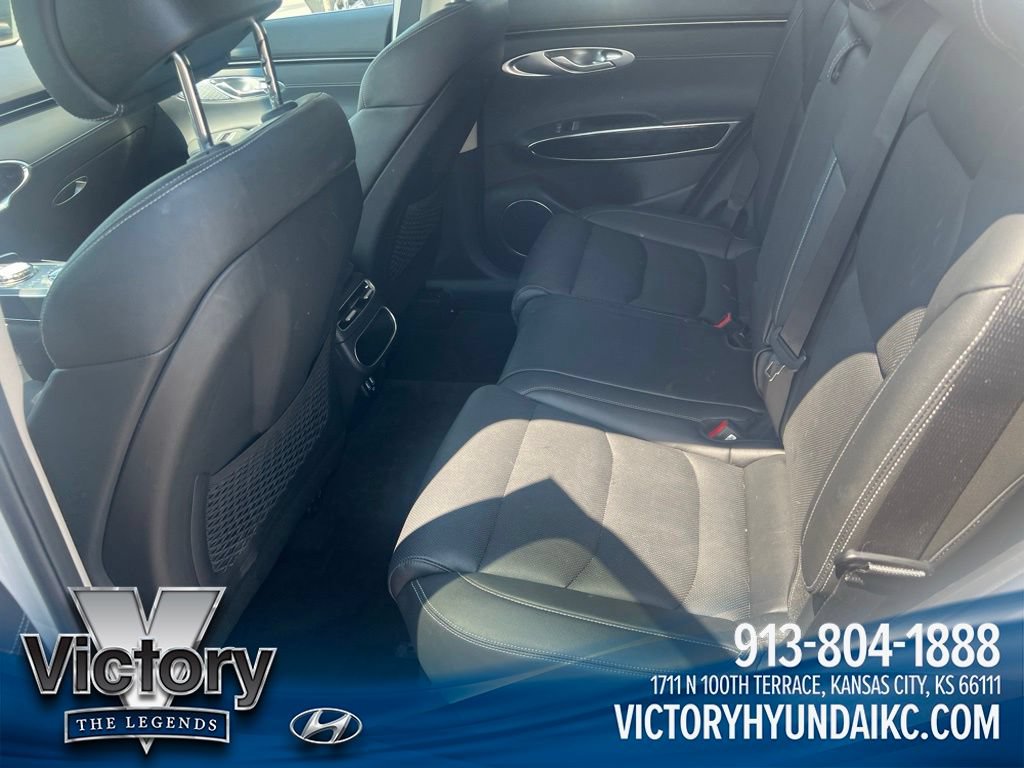 Used 2025 Genesis GV70 2.5T AWD/4WD image 14