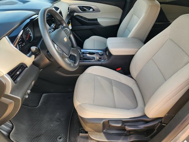 Used 2023 Chevrolet Traverse LS w/ Safety Package FWD image 13