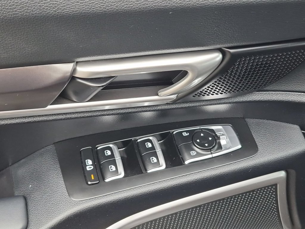 Certified 2024 Kia Telluride S FWD image 23