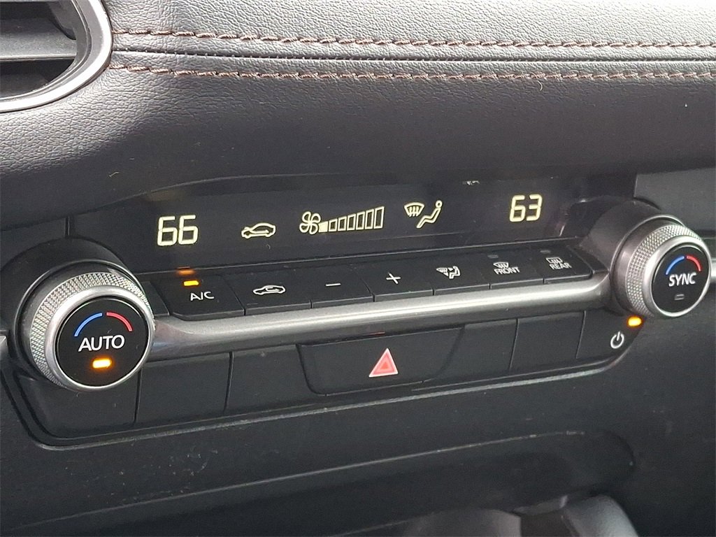 Used 2024 MAZDA MAZDA3 s image 17