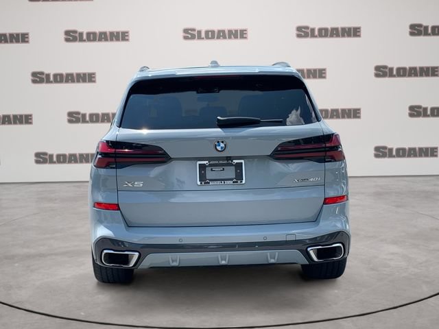 Used 2024 BMW X5 xDrive40i w/ M Sport Package AWD/4WD image 4