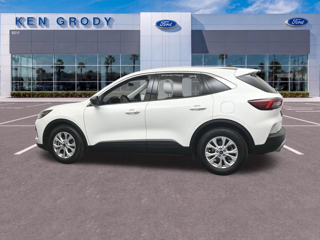Used 2023 Ford Escape Active FWD image 3
