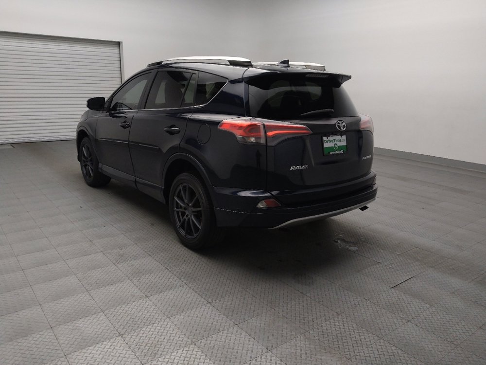 Used 2018 Toyota RAV4 Platinum FWD image 5