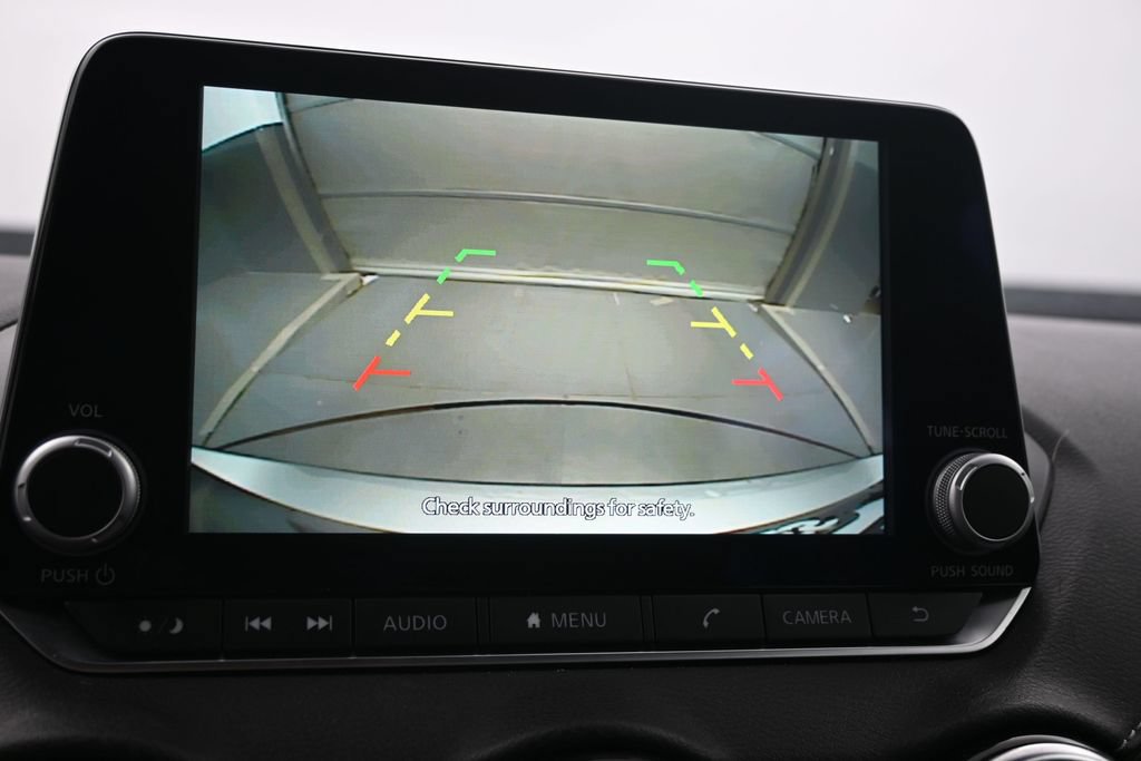 Used 2024 Nissan Sentra SV FWD image 19