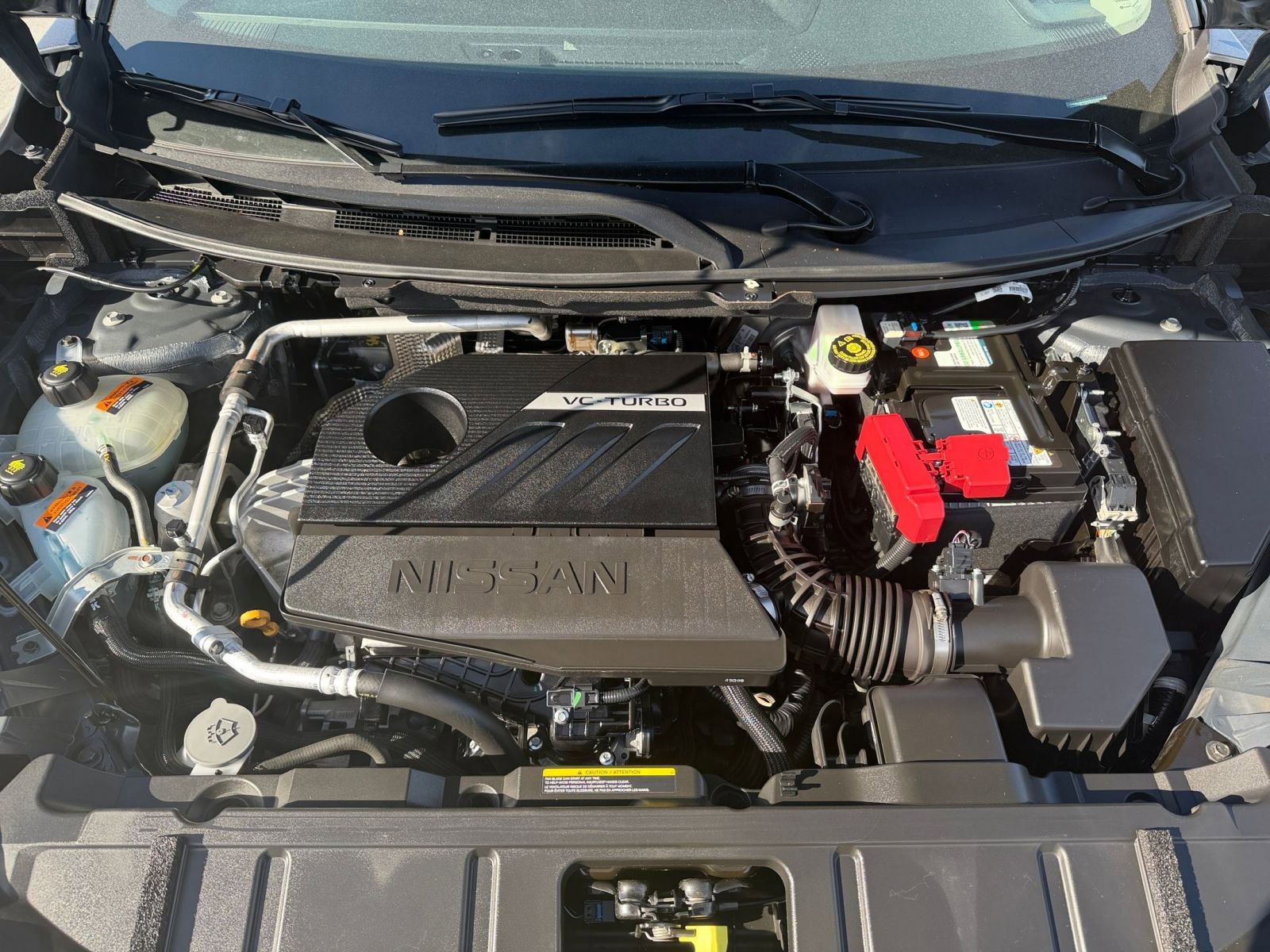 Used 2025 Nissan Rogue SV image 34