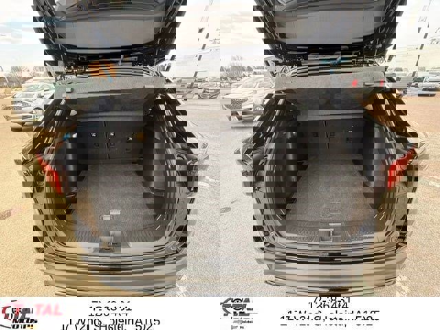 Used 2024 Chevrolet Trax RS image 11