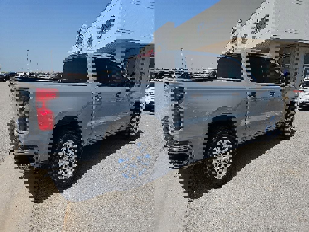Used 2025 Chevrolet Silverado 1500 Custom RWD image 8