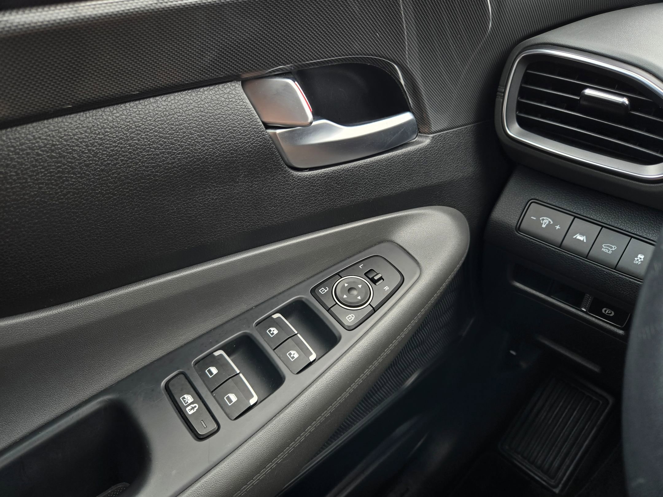 Used 2023 Hyundai Santa Fe SEL image 21