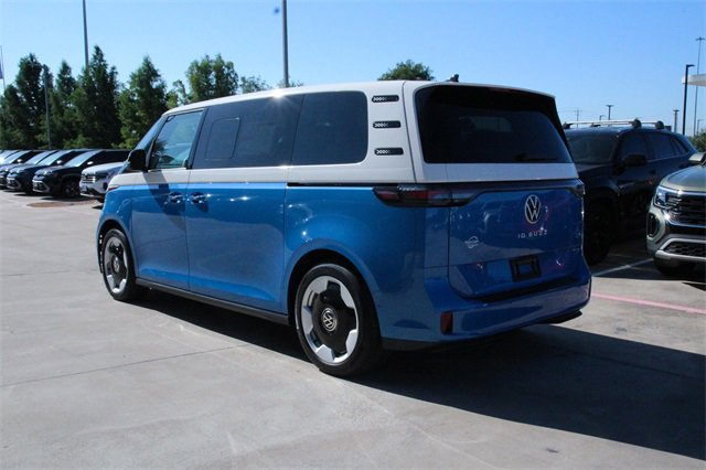 New 2025 Volkswagen ID. Buzz Pro S Plus image 5