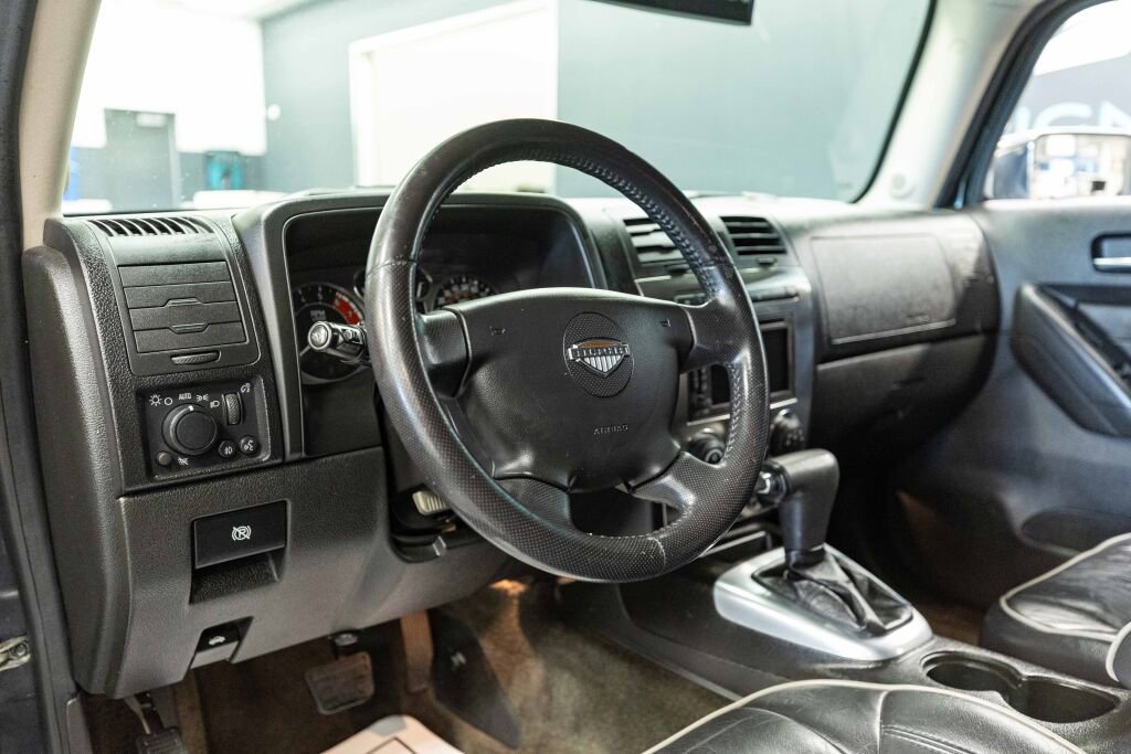 Used 2008 HUMMER H3 Alpha image 11