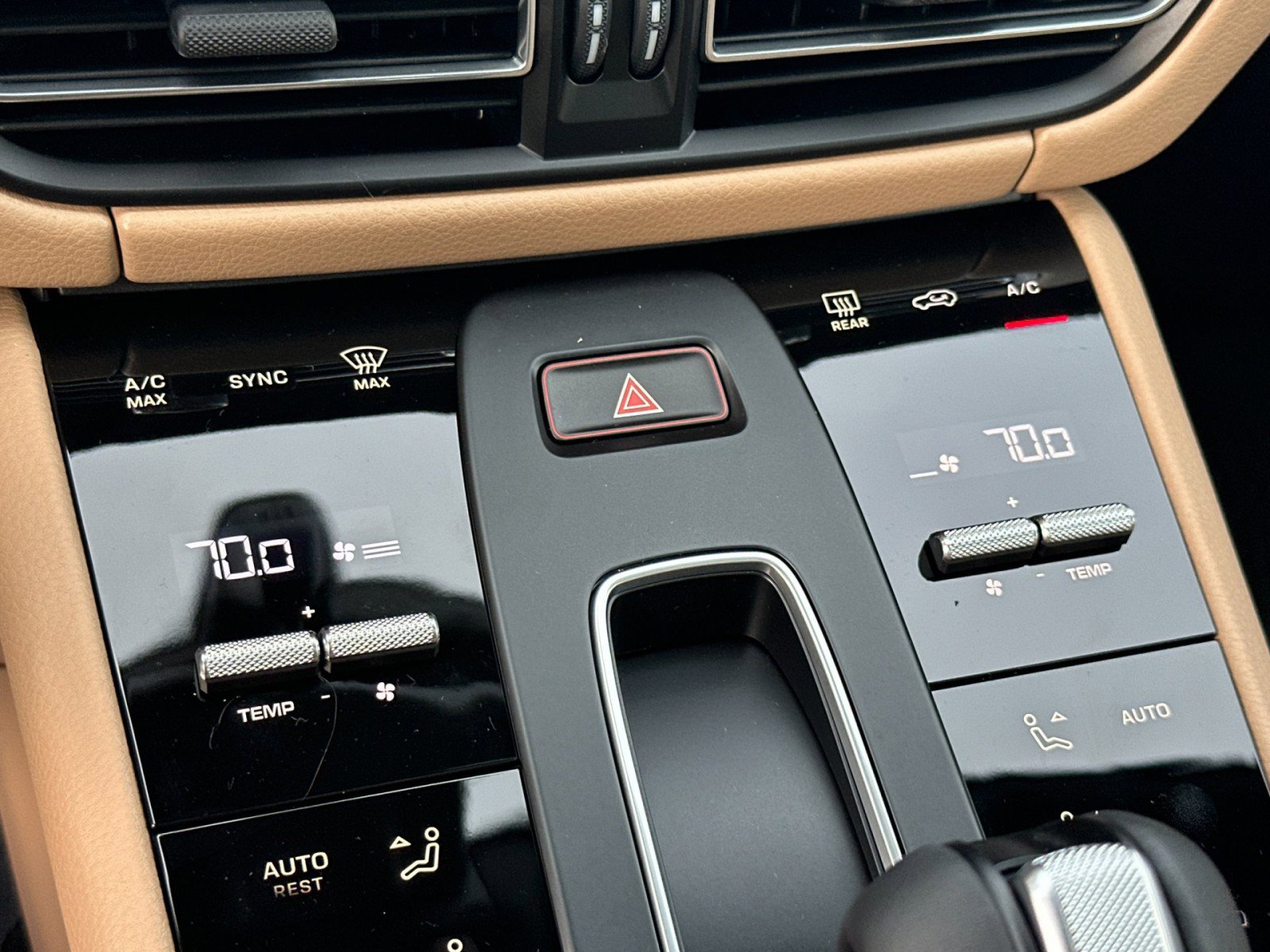 New 2026 Porsche Macan S image 21