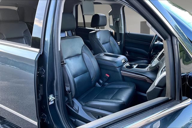 Used 2020 GMC Yukon SLT w/ Premium Edition AWD/4WD image 25