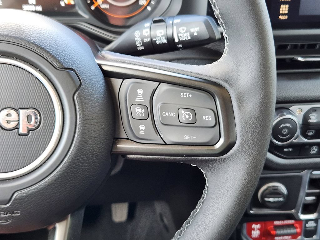 Used 2025 Jeep Wrangler Unlimited Sport AWD/4WD image 19