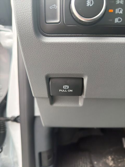 New 2026 Ford F250 XL w/ XL Chrome Package image 21