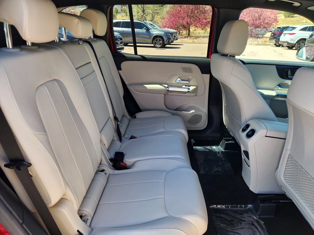 New 2026 Mercedes-Benz GLB 250 4MATIC image 12