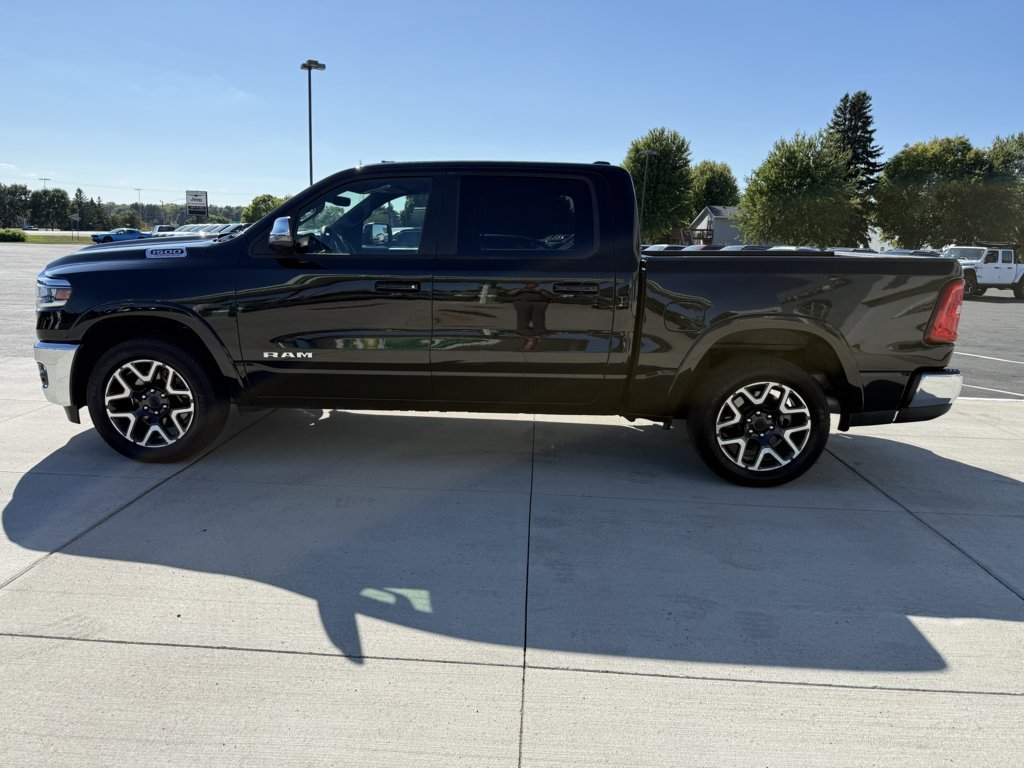 Used 2026 RAM 1500 Laramie AWD/4WD image 5
