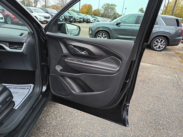 Used 2020 GMC Terrain SLT w/ Preferred Package image 17