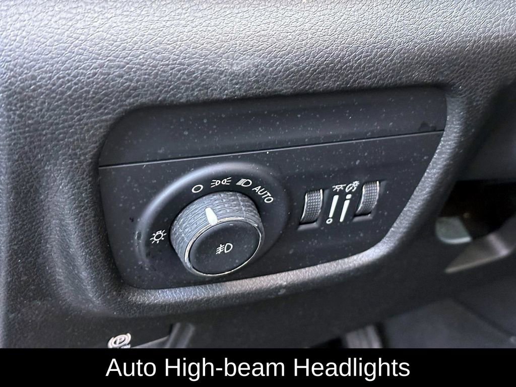 Used 2023 Jeep Grand Cherokee L Limited image 22