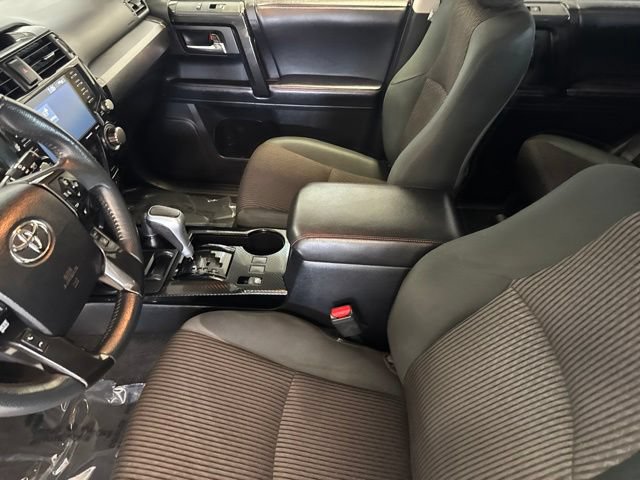 Used 2021 Toyota 4Runner TRD Off-Road AWD/4WD image 43