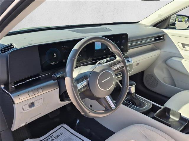 Used 2025 Hyundai Kona SEL FWD image 10
