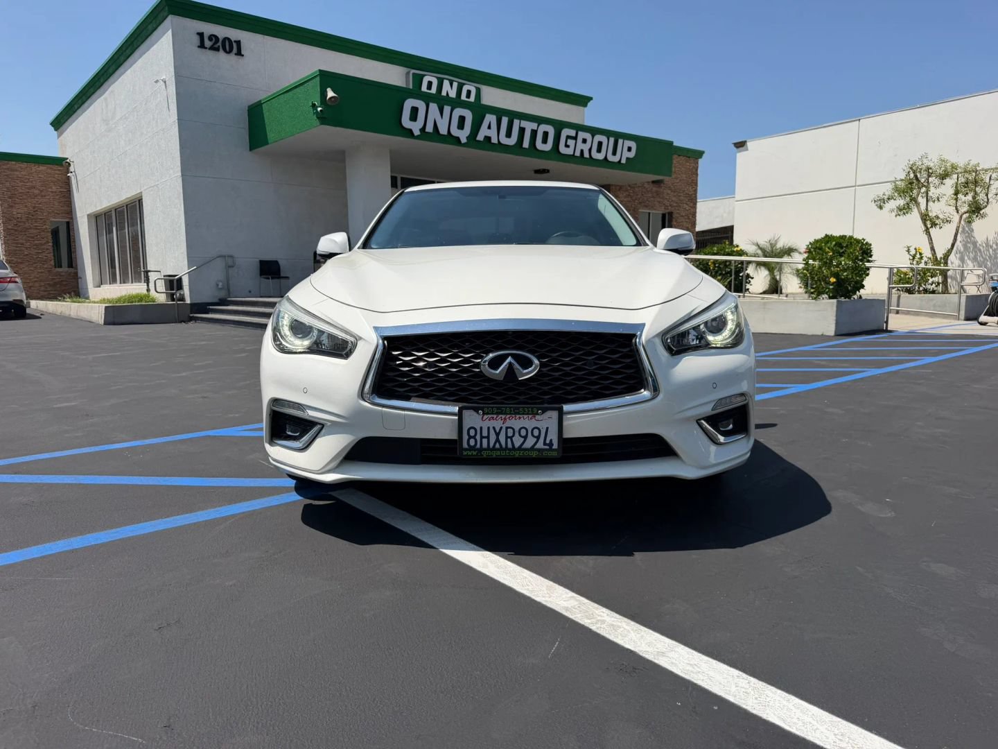 Used 2019 INFINITI Q50 Luxe w/ Essential Package (3.0T Luxe) RWD image 2