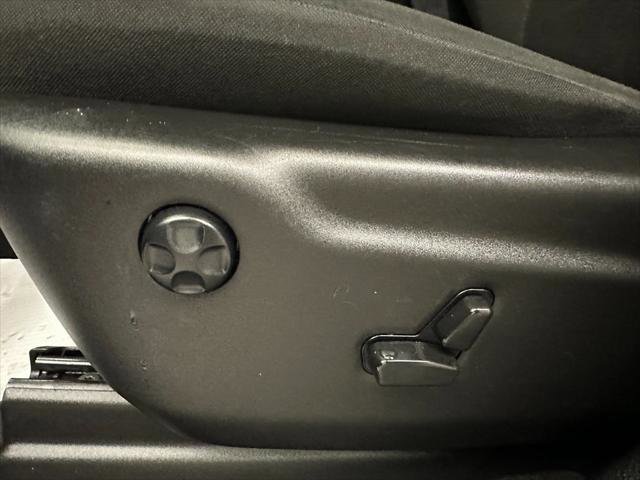 Certified 2023 Dodge Durango GT image 22