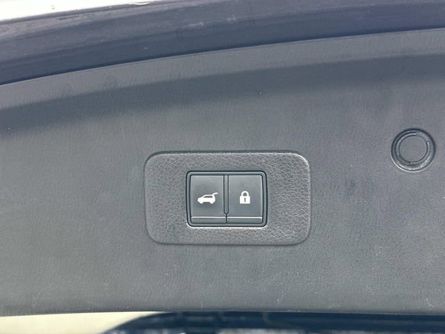 Used 2022 Nissan Armada SL RWD image 18